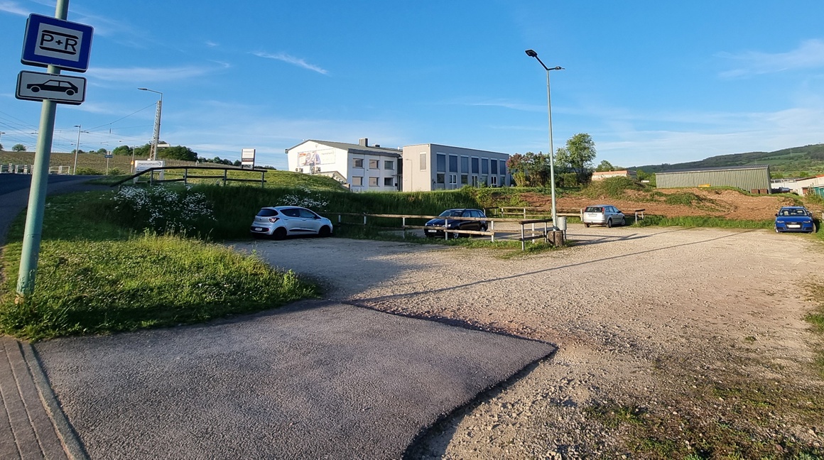 Mehr Parkpltze am Schweicher Bahnhof